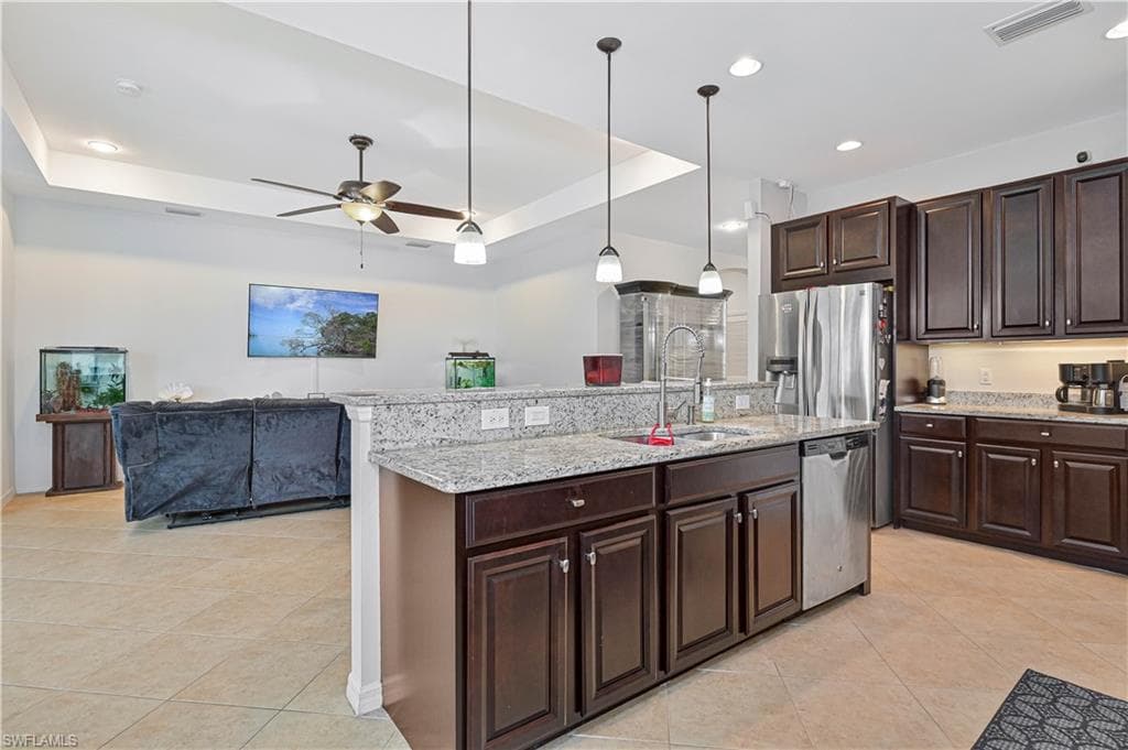 8641 Banyan Bay BLVD-15