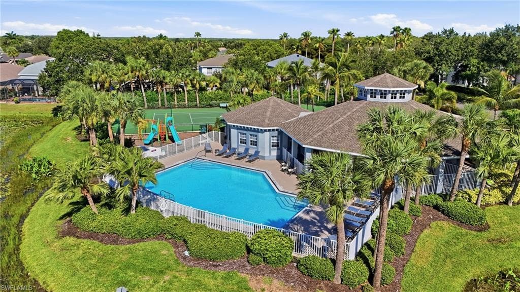 8805 Fawn Ridge DR-46