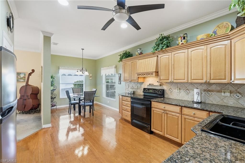 8805 Fawn Ridge DR-9