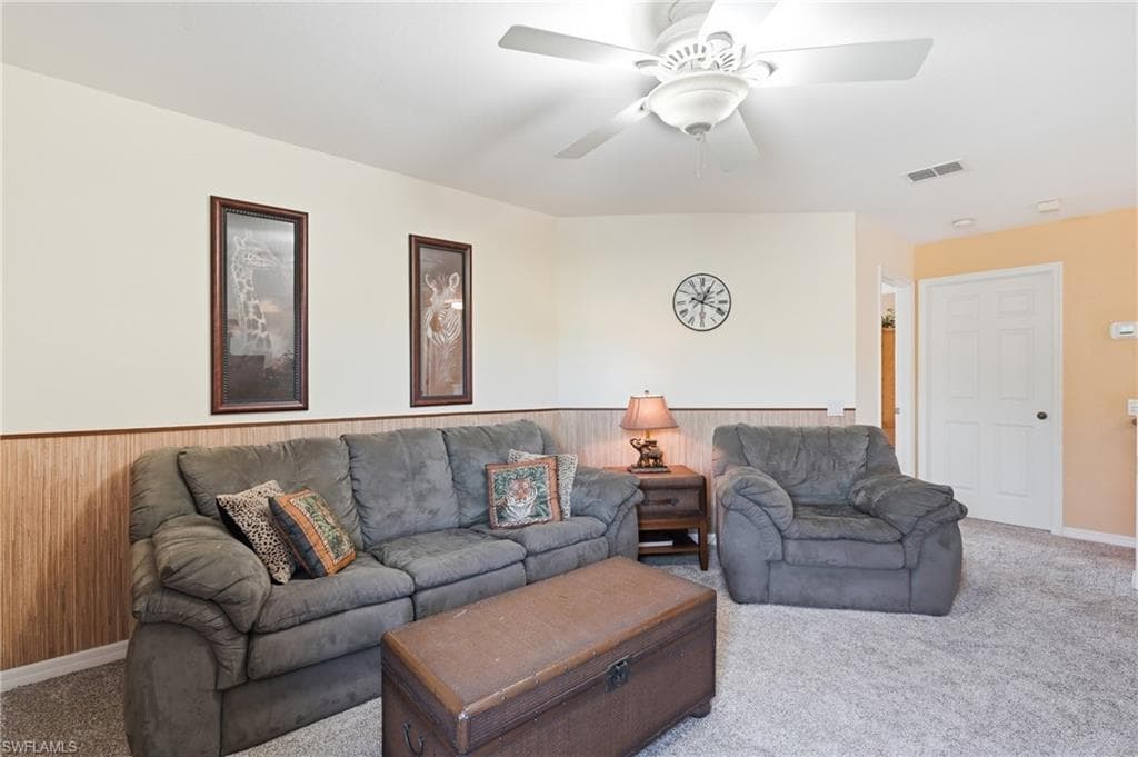8805 Fawn Ridge DR-19