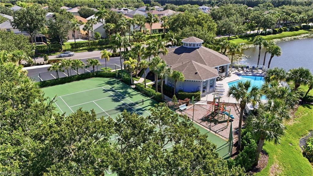 8805 Fawn Ridge DR-44