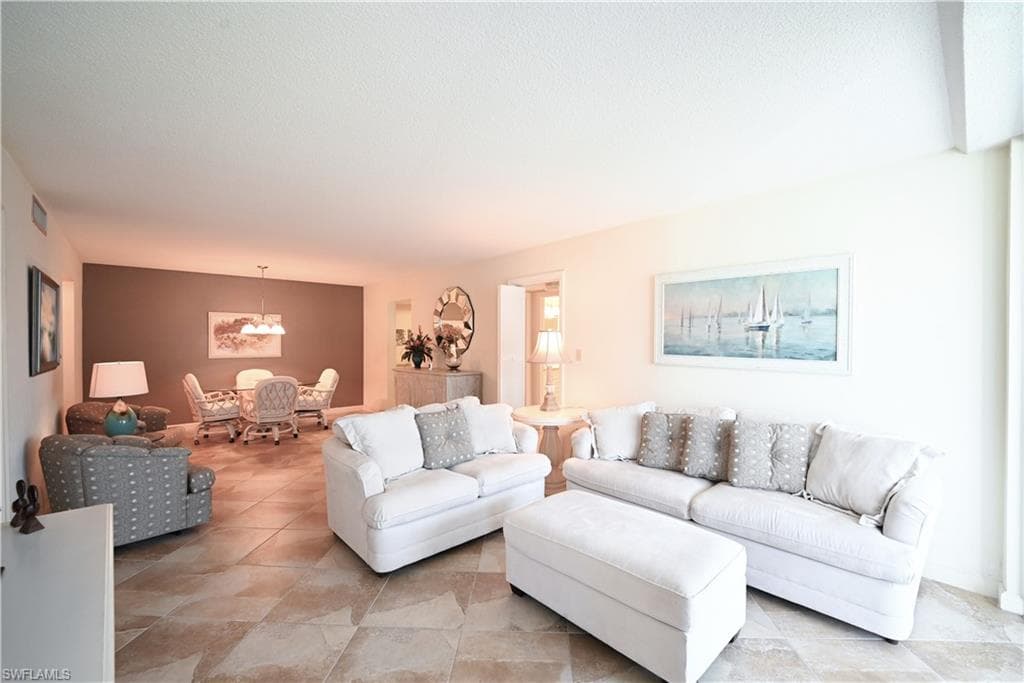 7146 Estero BLVD 614-9