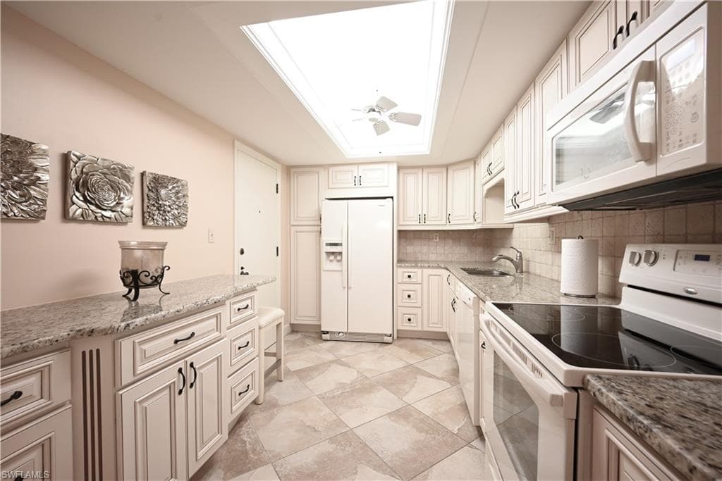 7146 Estero BLVD 614-14