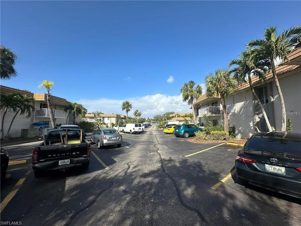 1830 Maravilla AVE 303-6