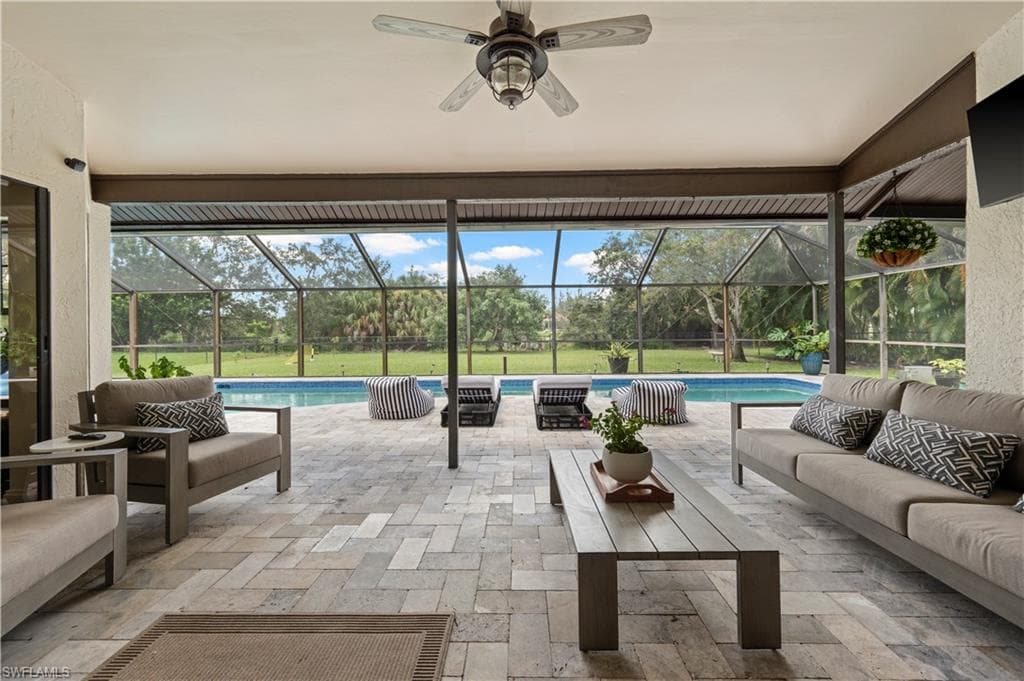 6560 Kestrel CIR-2