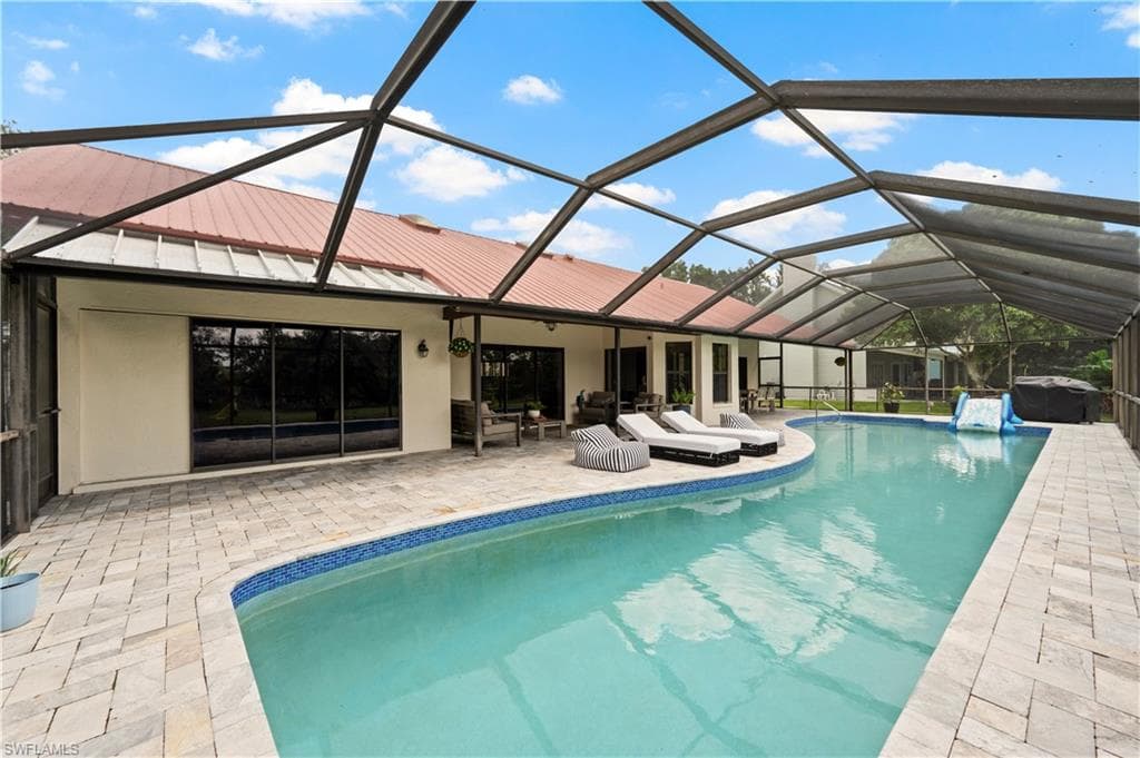 6560 Kestrel CIR-22