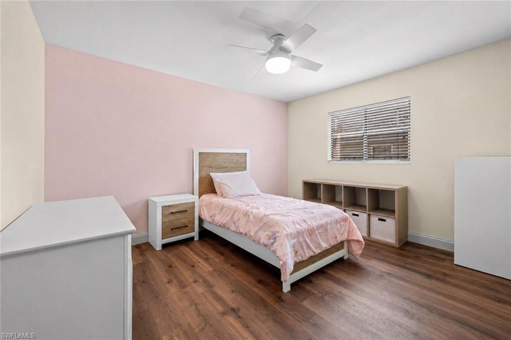 6560 Kestrel CIR-14