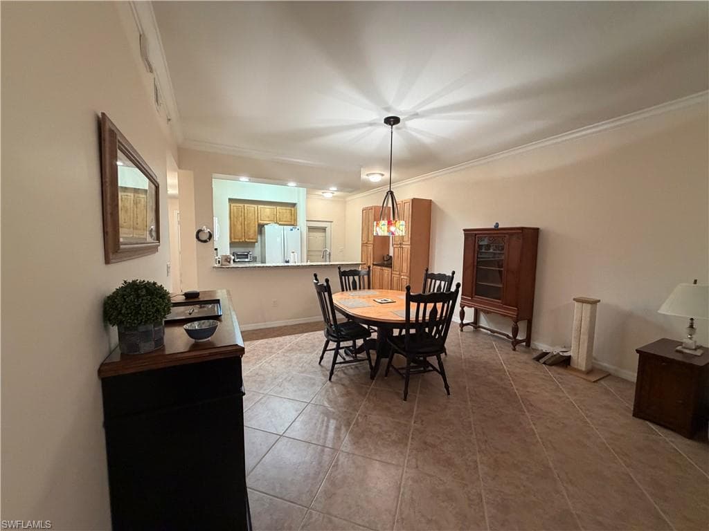 1096 Winding Pines CIR 102-13
