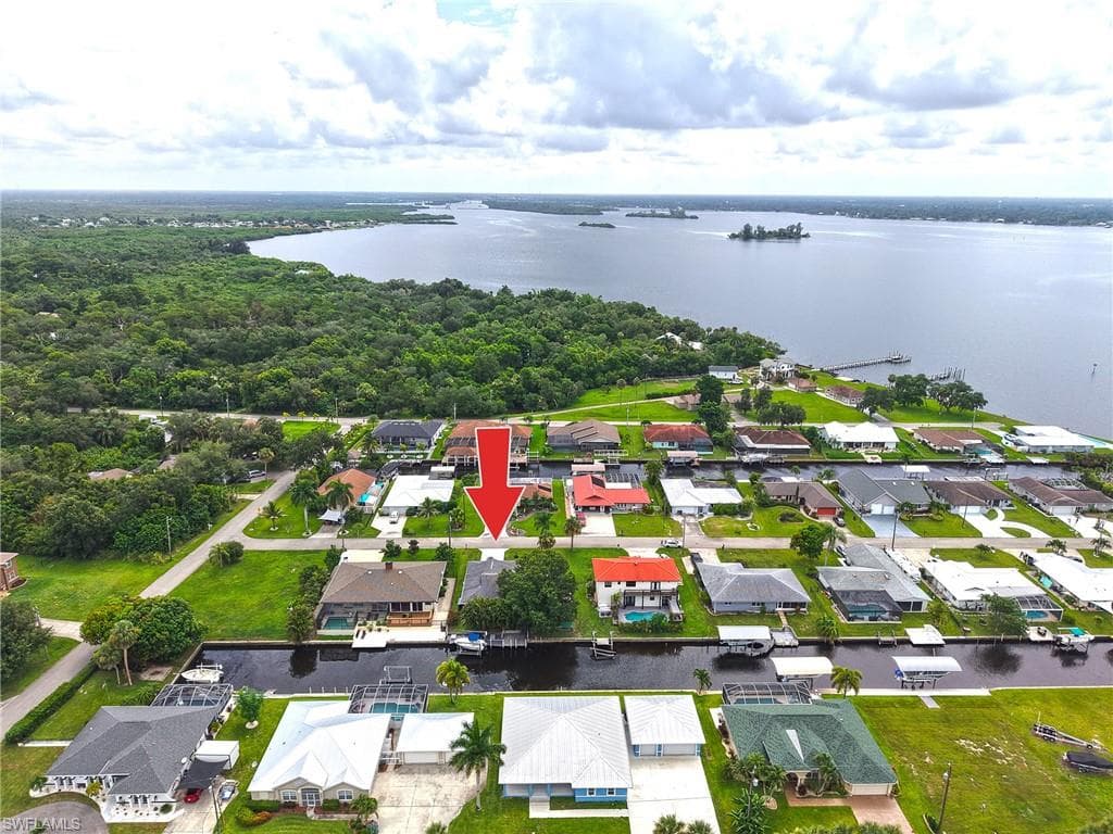 7228 Reymoor DR-1