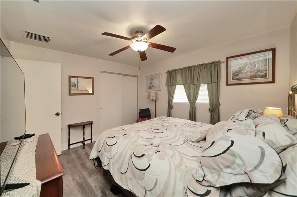 7228 Reymoor DR-36