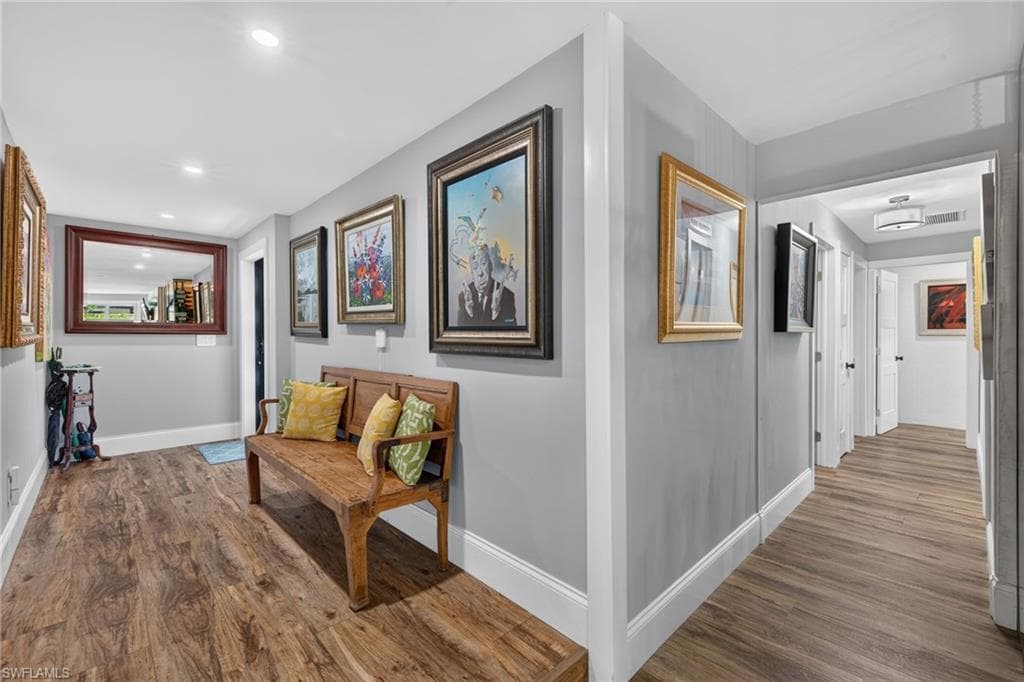 625 Sunnyside CT-16