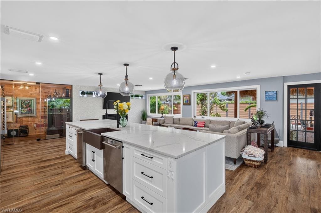 625 Sunnyside CT-12