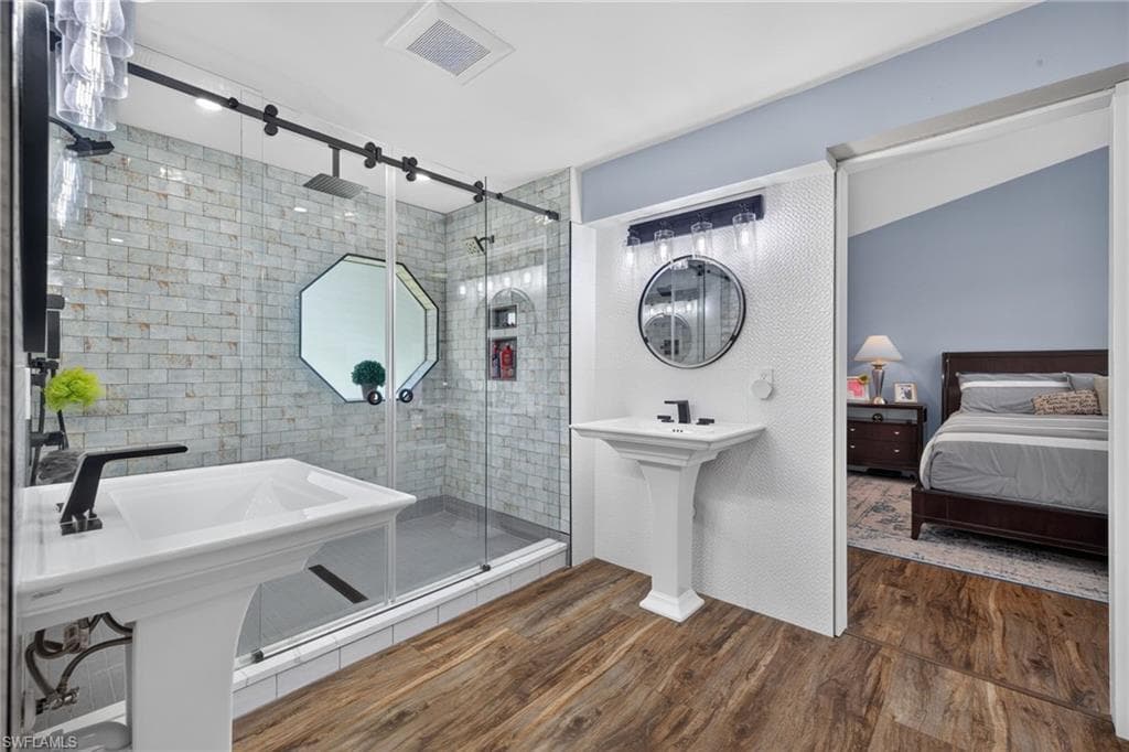 625 Sunnyside CT-26