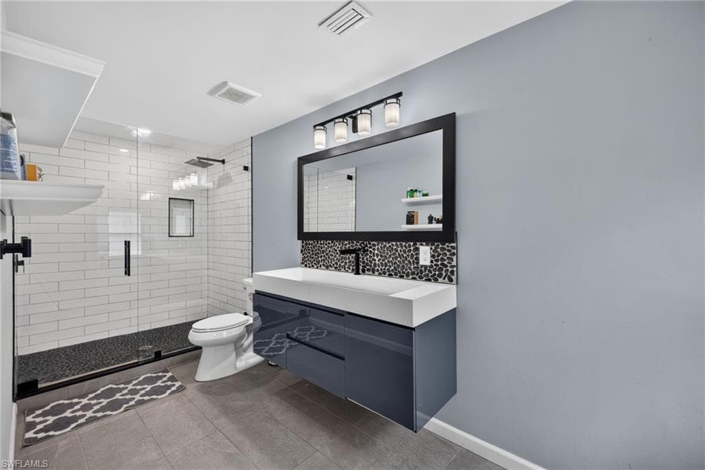 625 Sunnyside CT-32