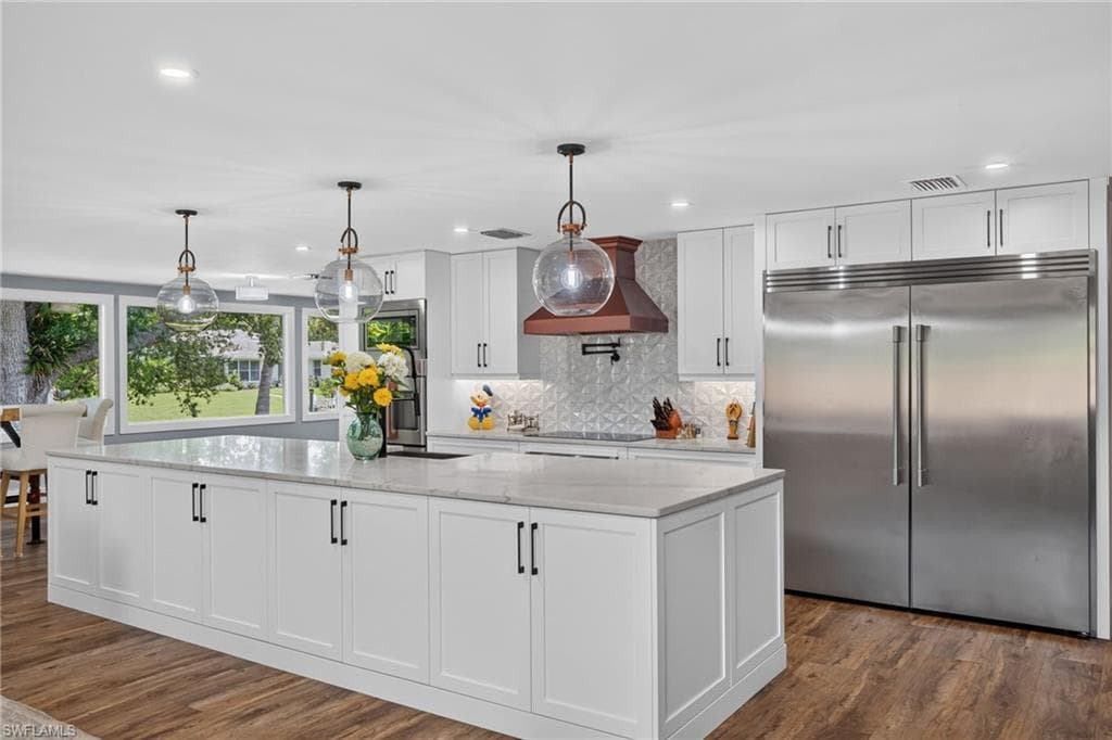 625 Sunnyside CT-9