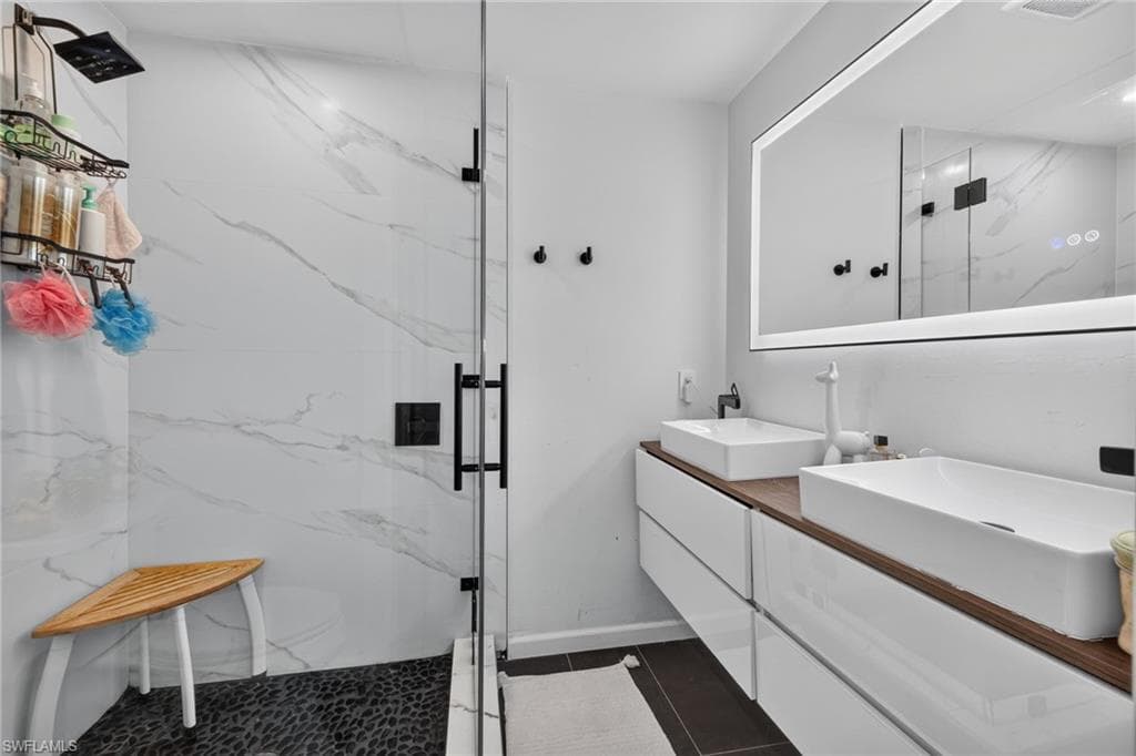 625 Sunnyside CT-31