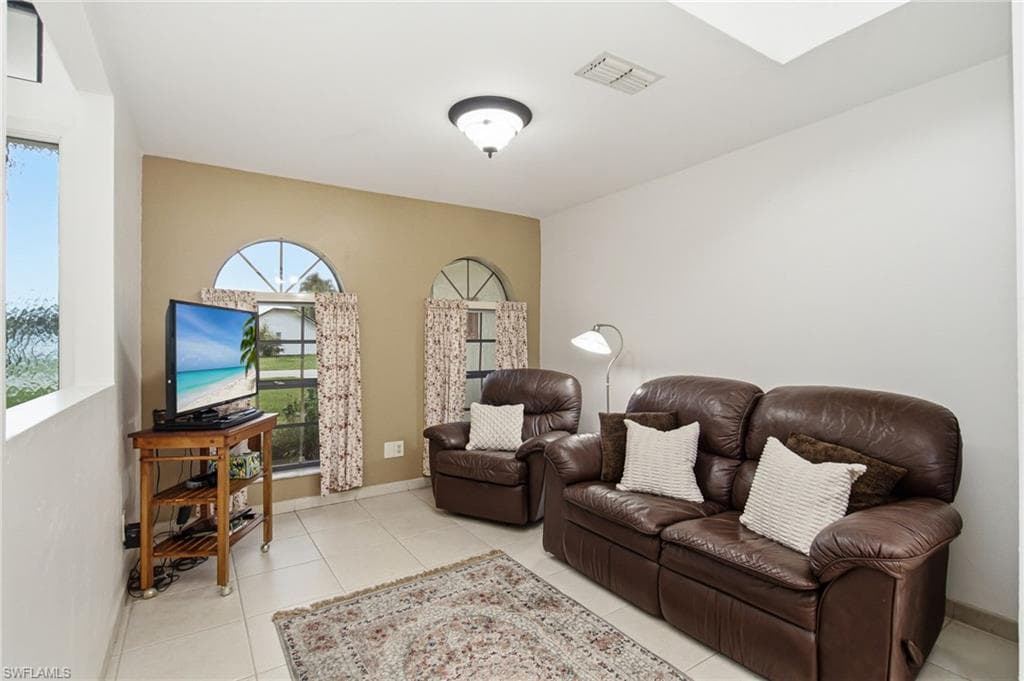 11365 Rabun Gap DR-20