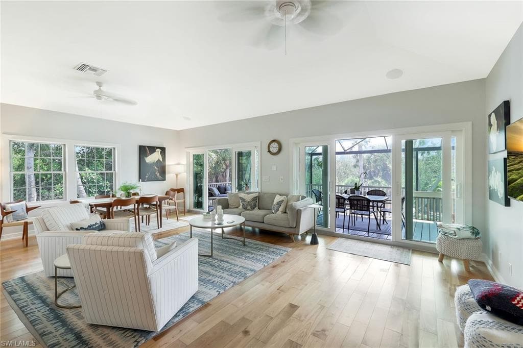 2130 Sunset CIR-8