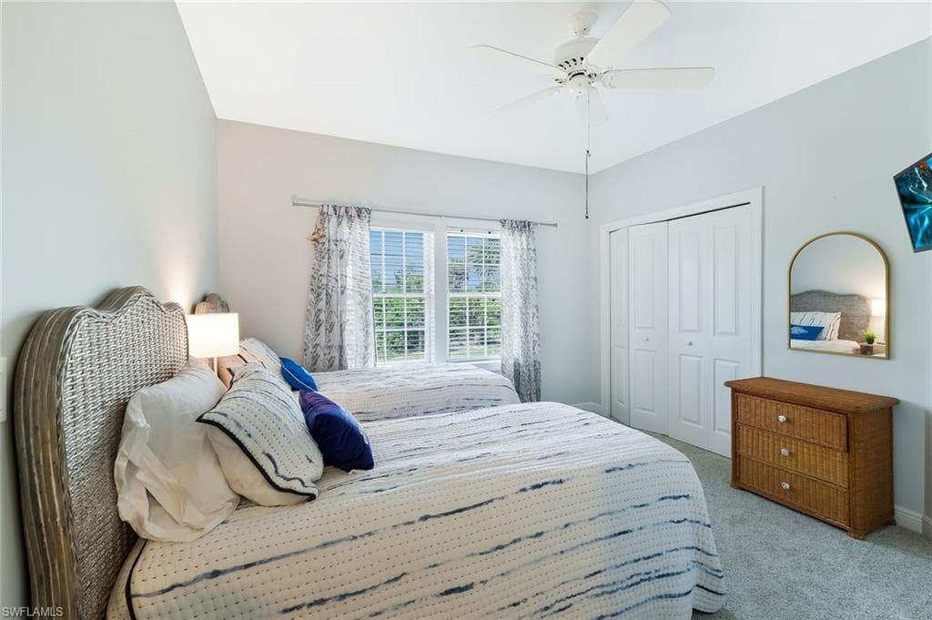 2130 Sunset CIR-25
