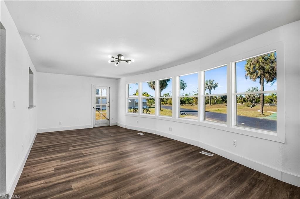 13651 Grackle DR-7