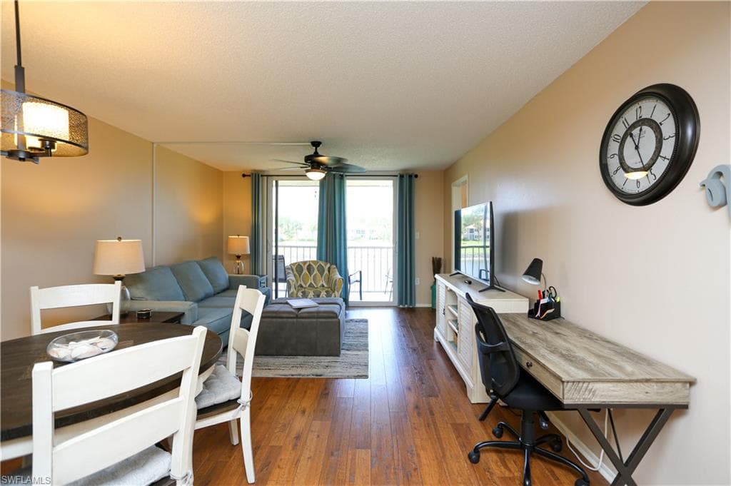 300 Forest Lakes BLVD 202-7
