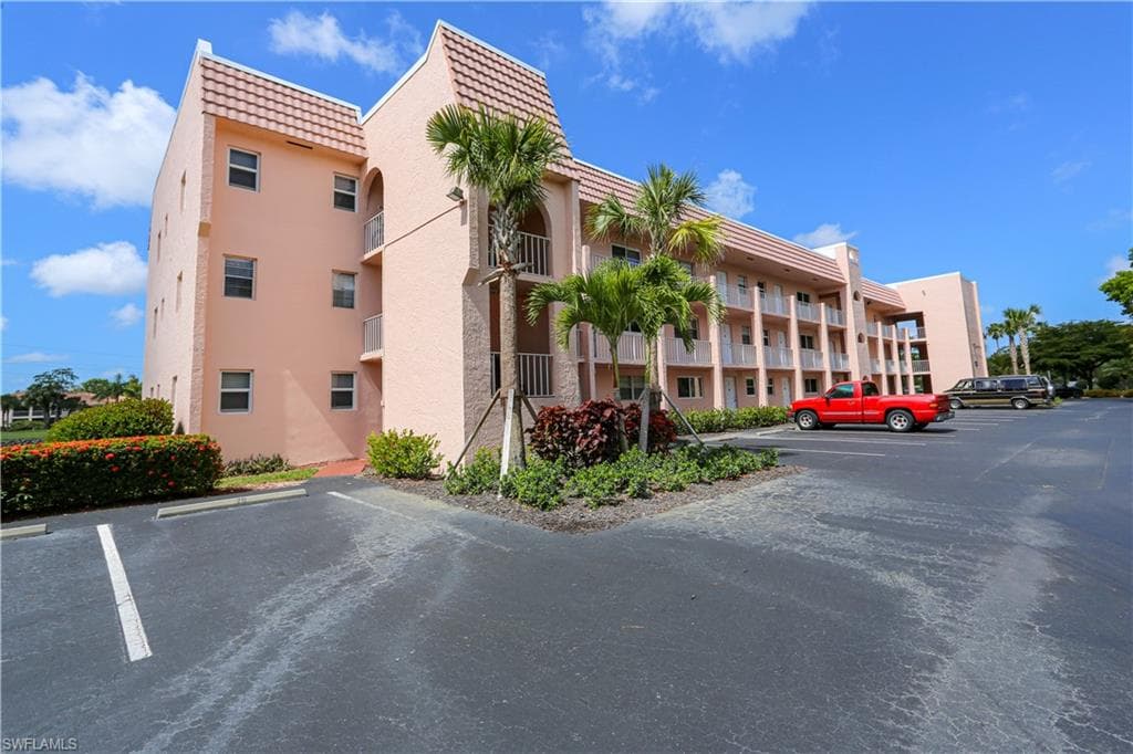 300 Forest Lakes BLVD 202-25