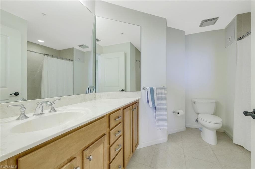 5781 Cape Harbour DR 708-25