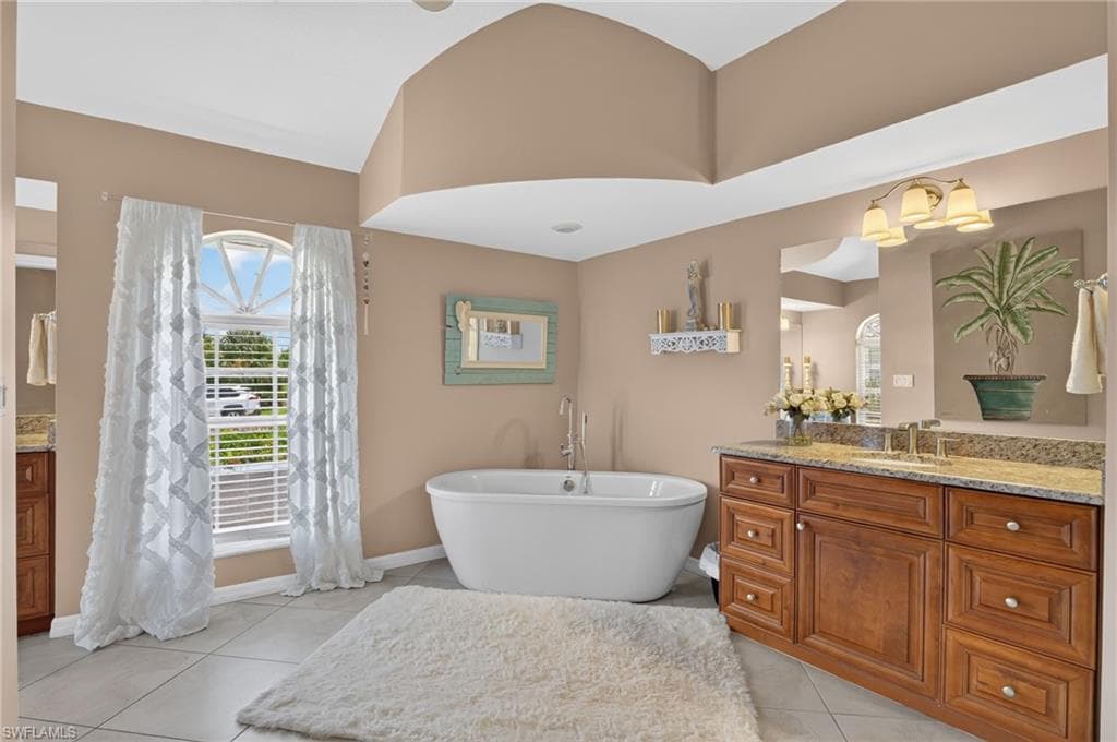 11931 King James CT-23