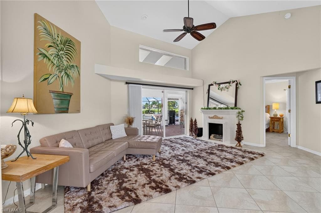 11931 King James CT-4