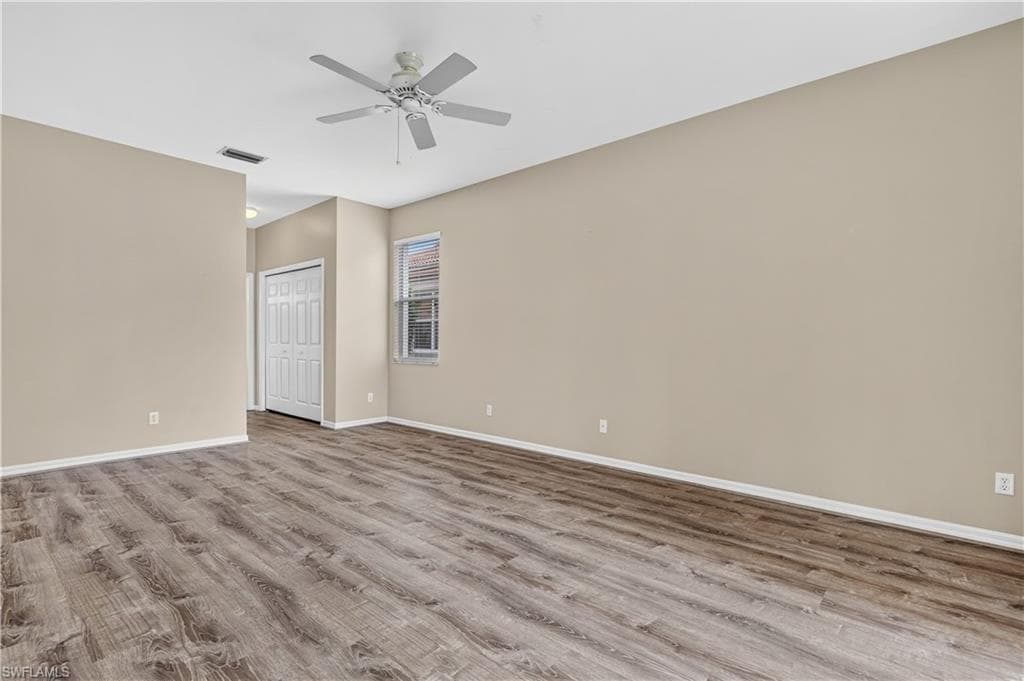 7586 Sika Deer WAY-34