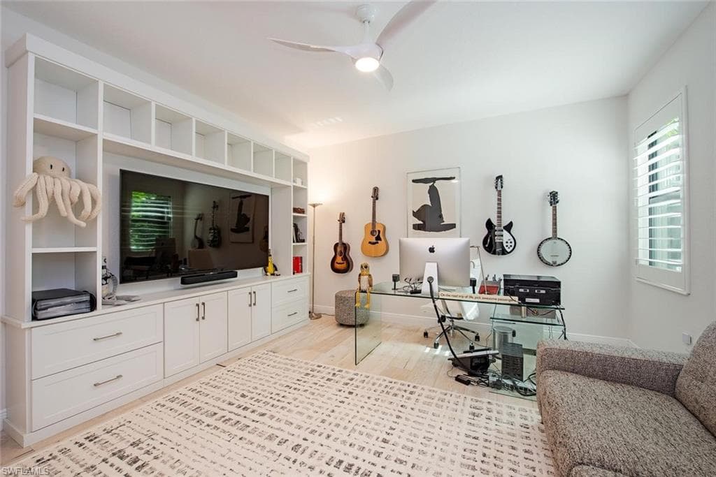 4199 11TH AVE SW-16