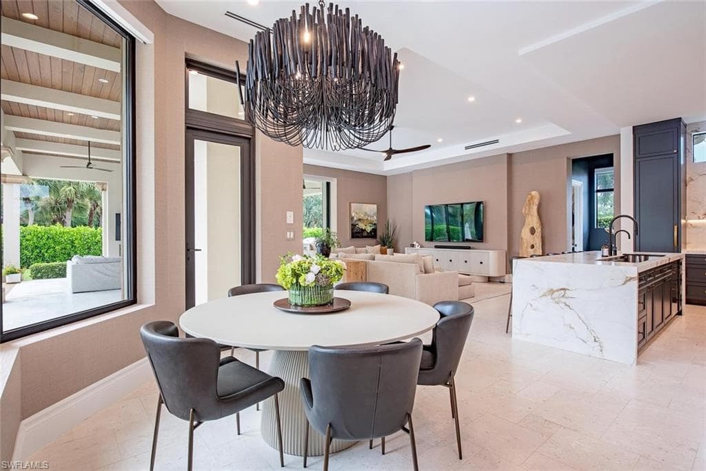 2581 ESCADA DR-16