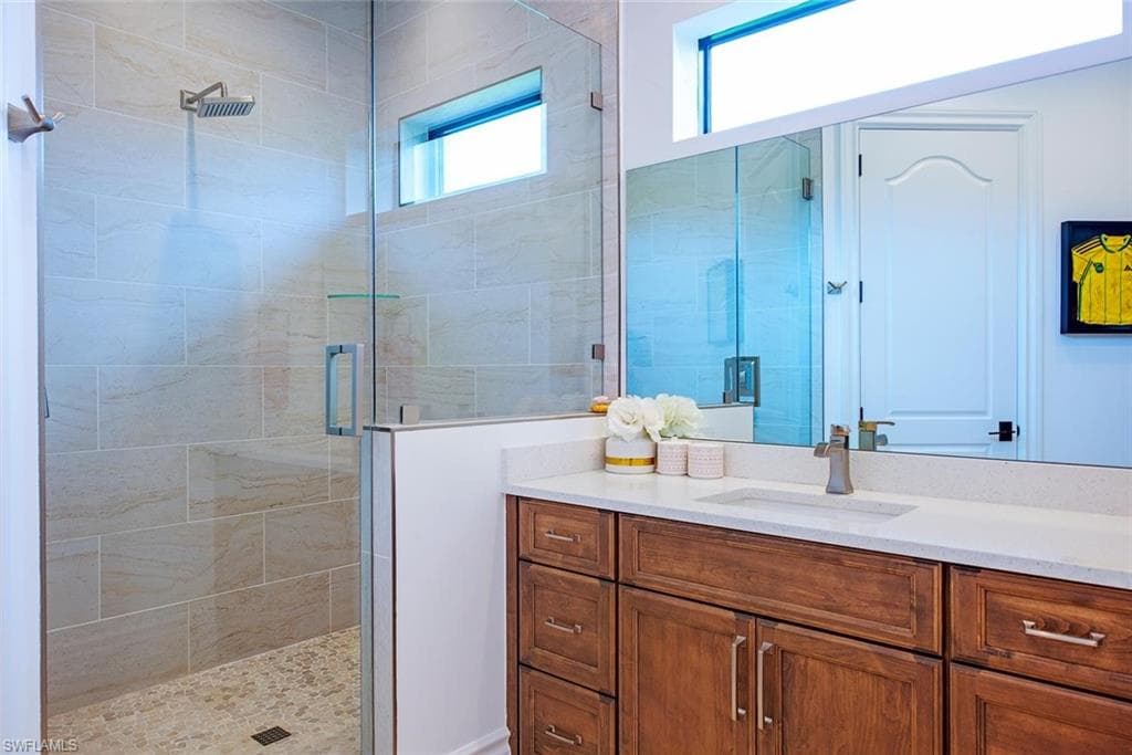 2581 ESCADA DR-30