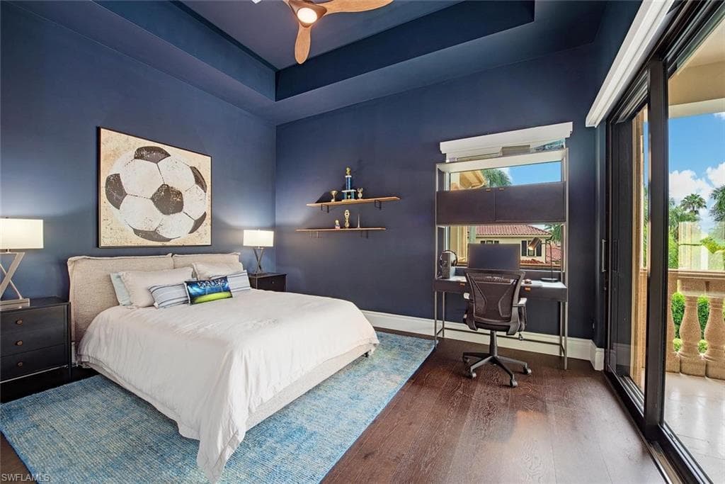 2581 ESCADA DR-33