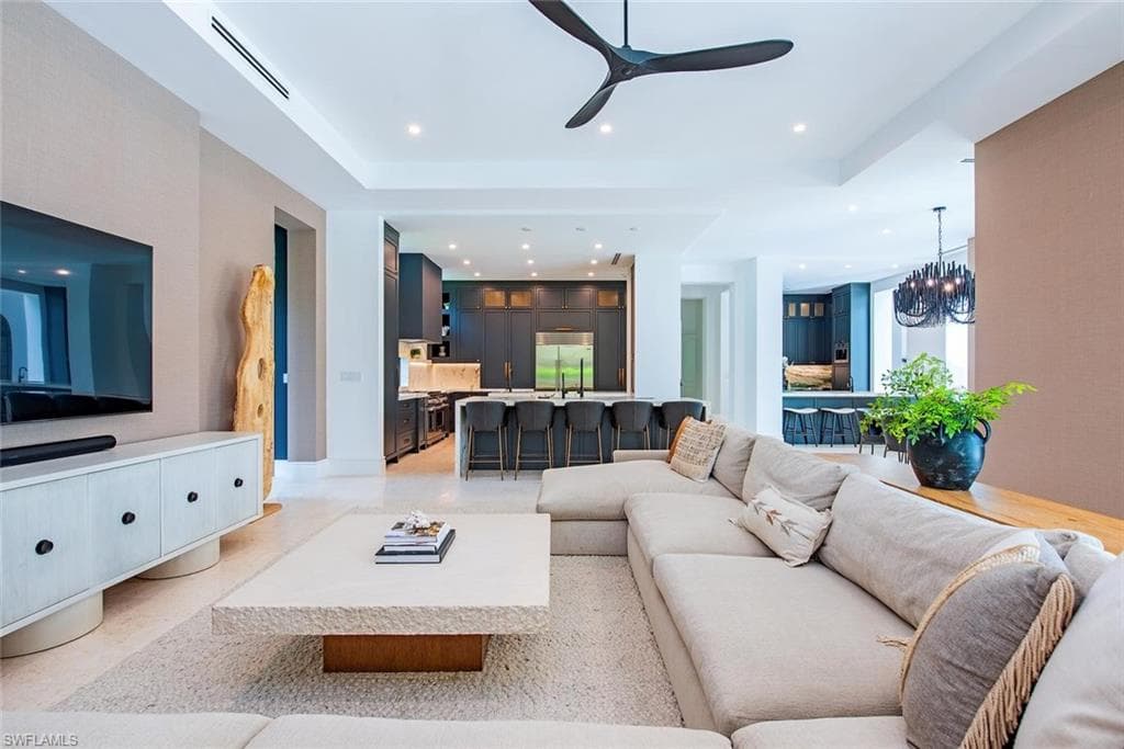 2581 ESCADA DR-15