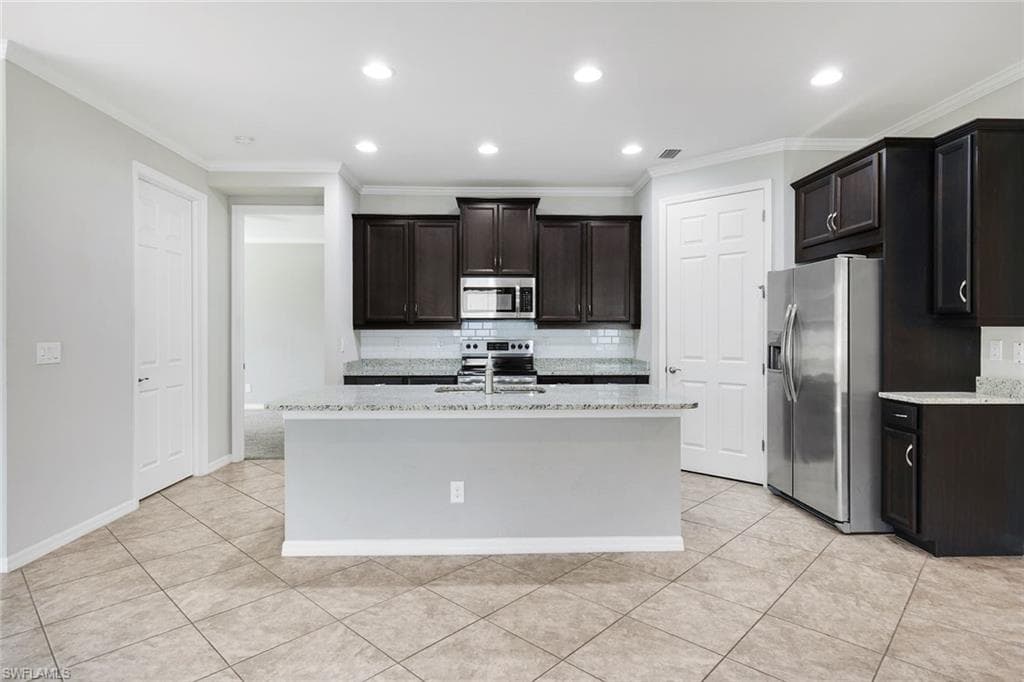 2899 Sunset Pointe CIR-12