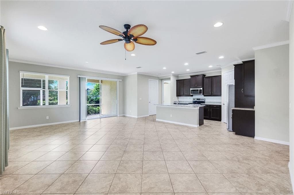 2899 Sunset Pointe CIR-8