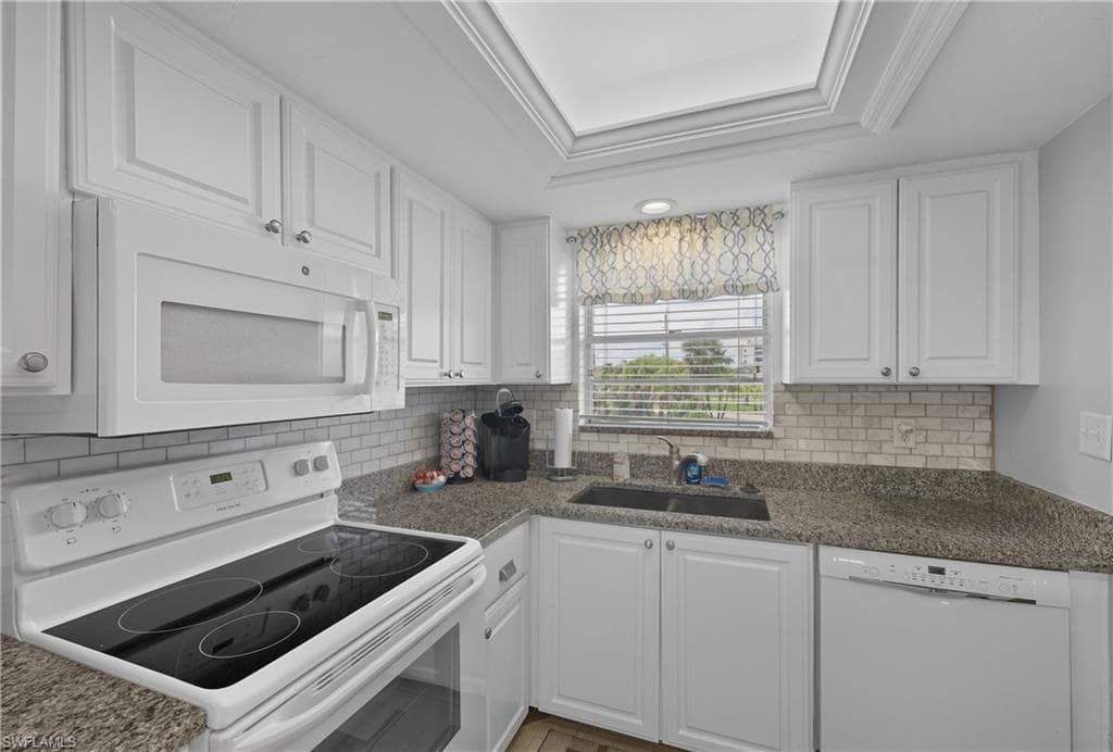 16881 Davis RD 126-6