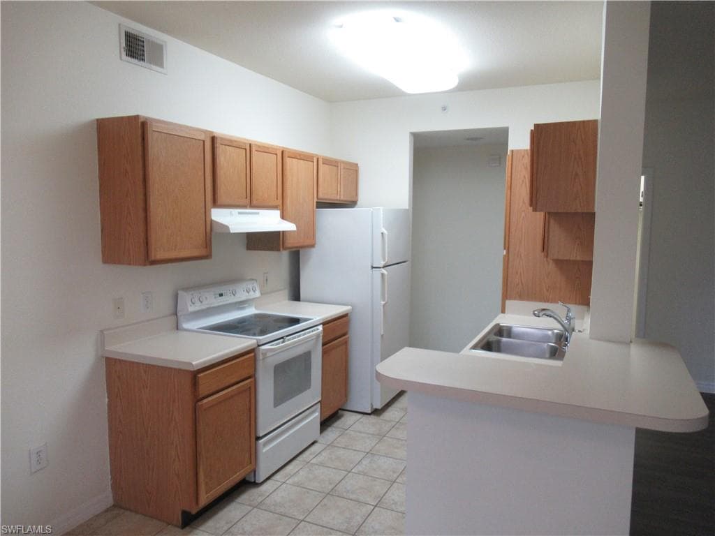 7935 Preserve CIR 413-9