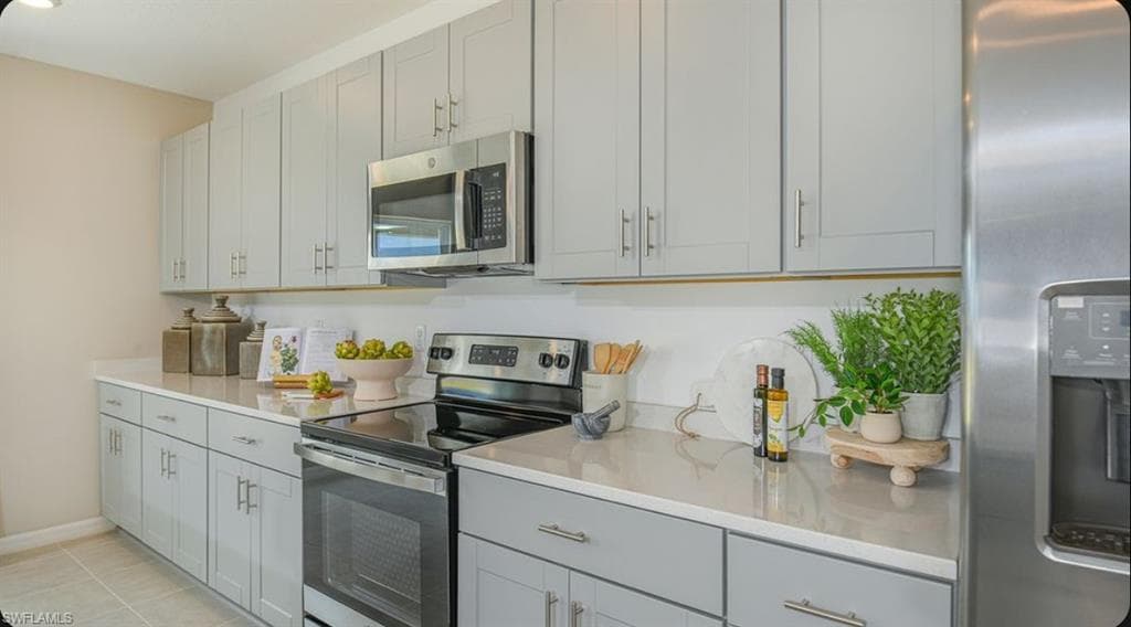 6786 Equinox LN-5