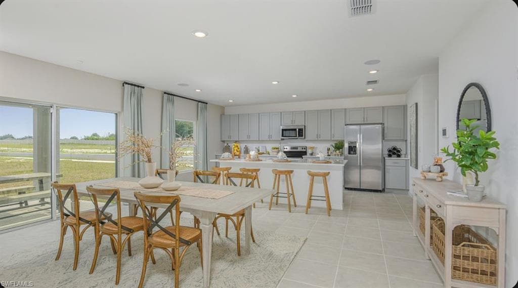 6786 Equinox LN-9