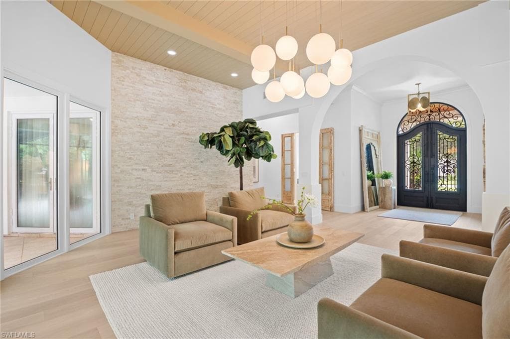 189 Edgemere WAY S-14