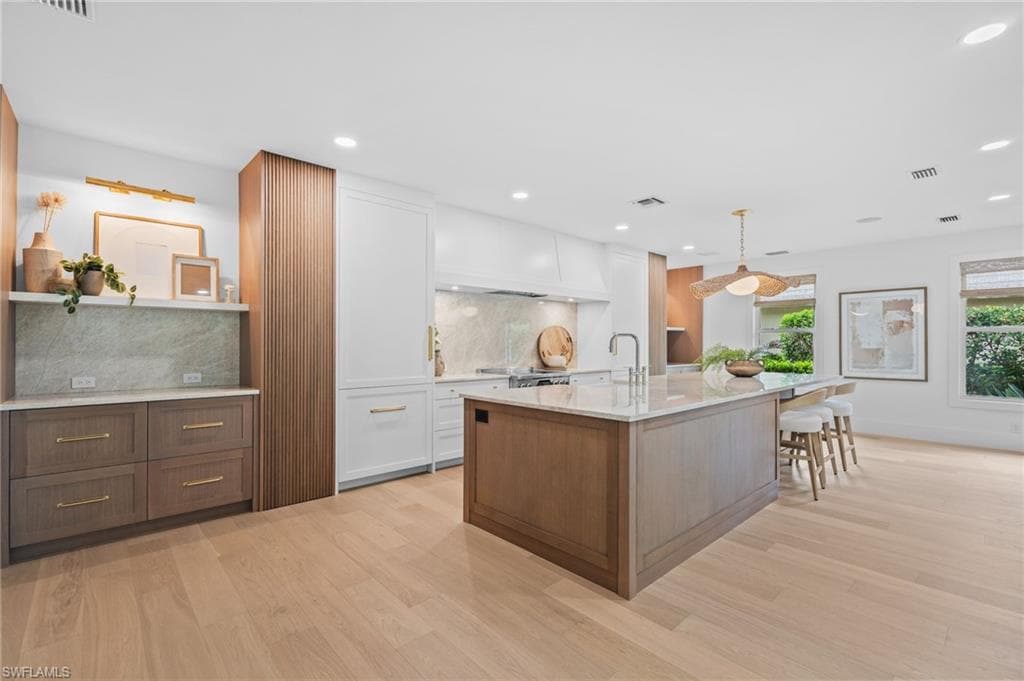 189 Edgemere WAY S-8