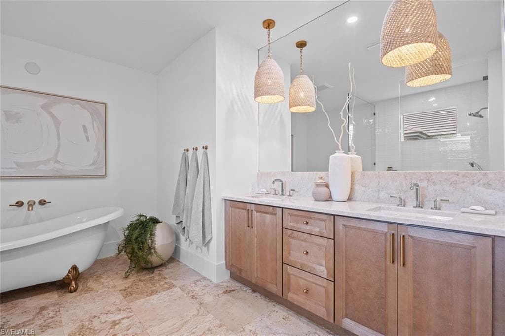 189 Edgemere WAY S-21