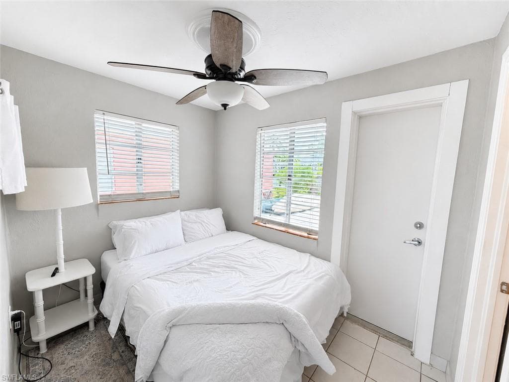 2623 2nd ST-13