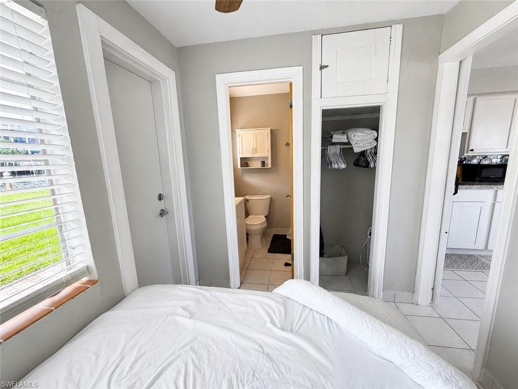 2623 2nd ST-14