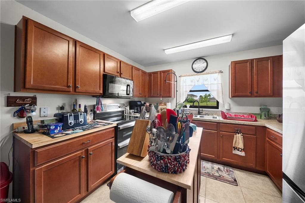 724 Evening Shade LN-7