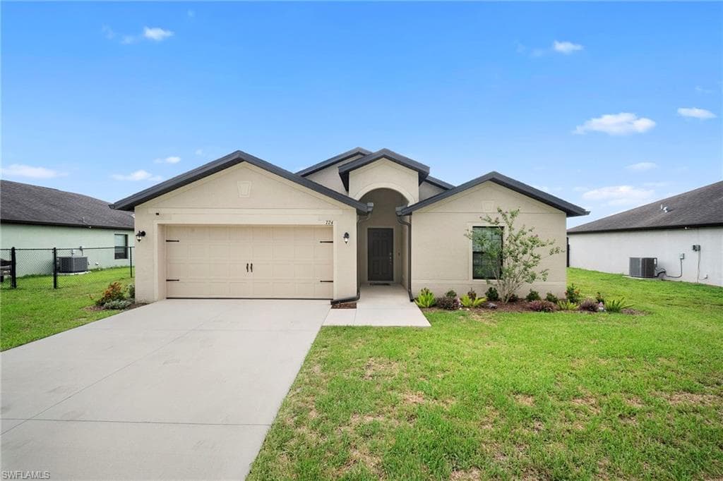 724 Evening Shade LN-1