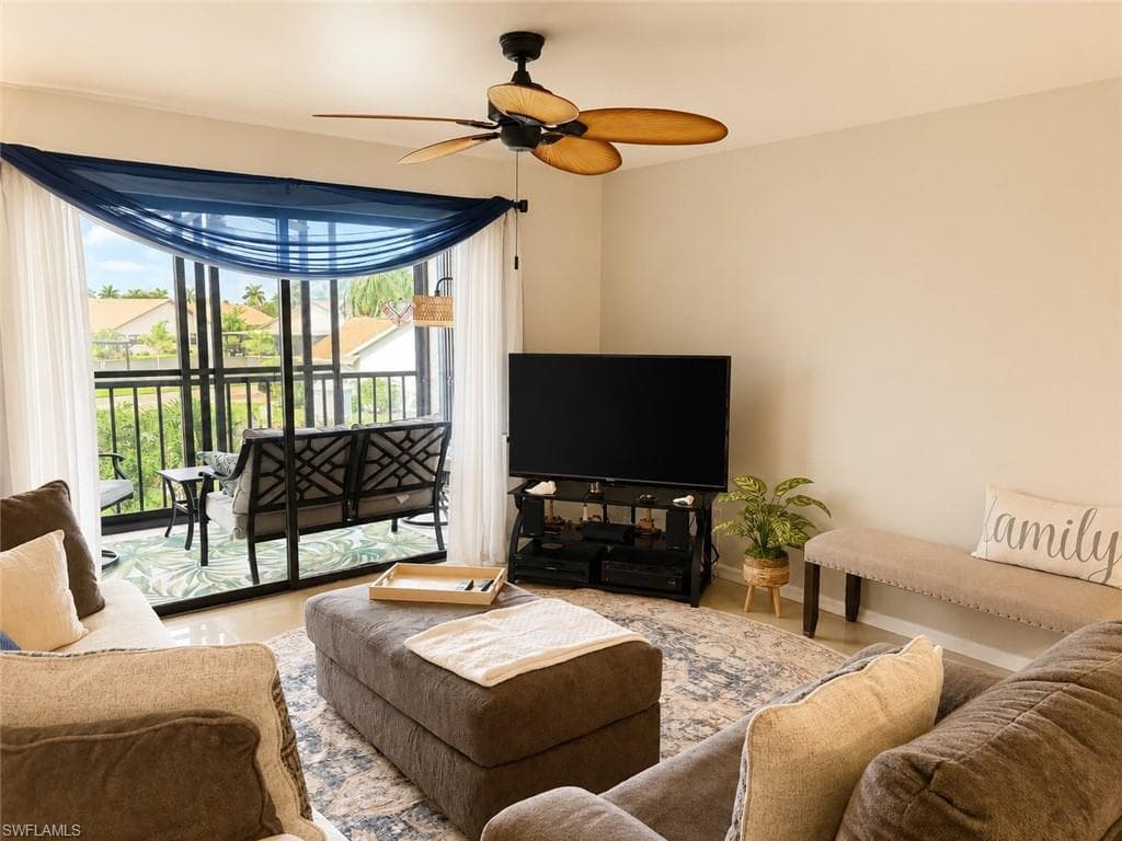 11300 Caravel CIR 203-5
