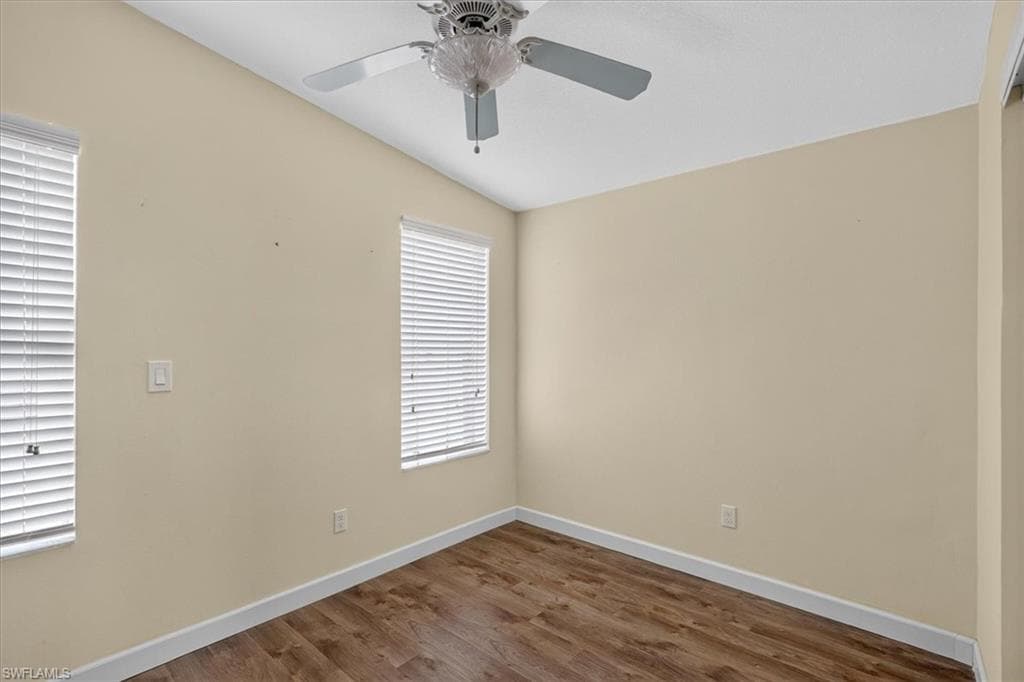 43 Emily LN-32
